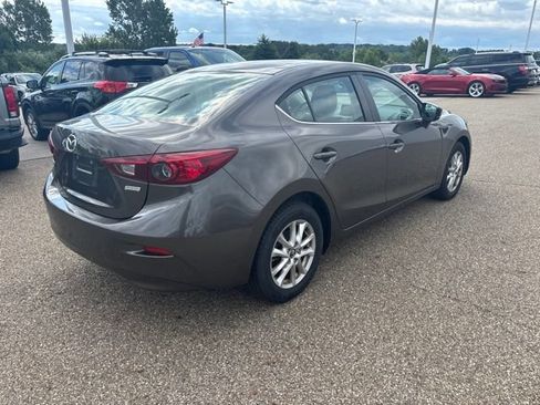 Used 2017 MAZDA MAZDA3 Sport w/ Preferred Equipment Package FWD image 3