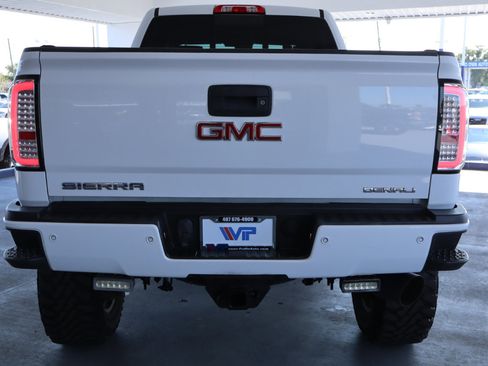 Used 2015 GMC Sierra 3500 Denali w/ Duramax Plus Package image 7
