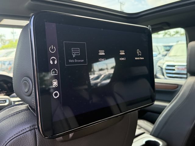 New 2026 GMC Yukon Denali w/ Denali Reserve Package AWD/4WD image 13