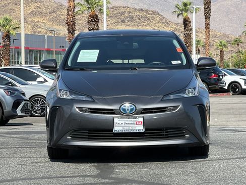 Used 2021 Toyota Prius Limited w/ Premium Convenience Package FWD image 8