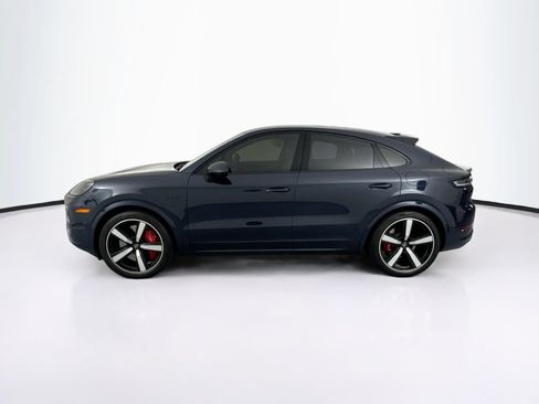 Used 2025 Porsche Cayenne Turbo AWD/4WD image 8