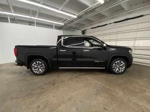 Used 2024 GMC Sierra 1500 Denali image 7