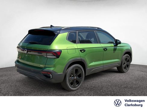 New 2026 Volkswagen Taos SE AWD/4WD image 5