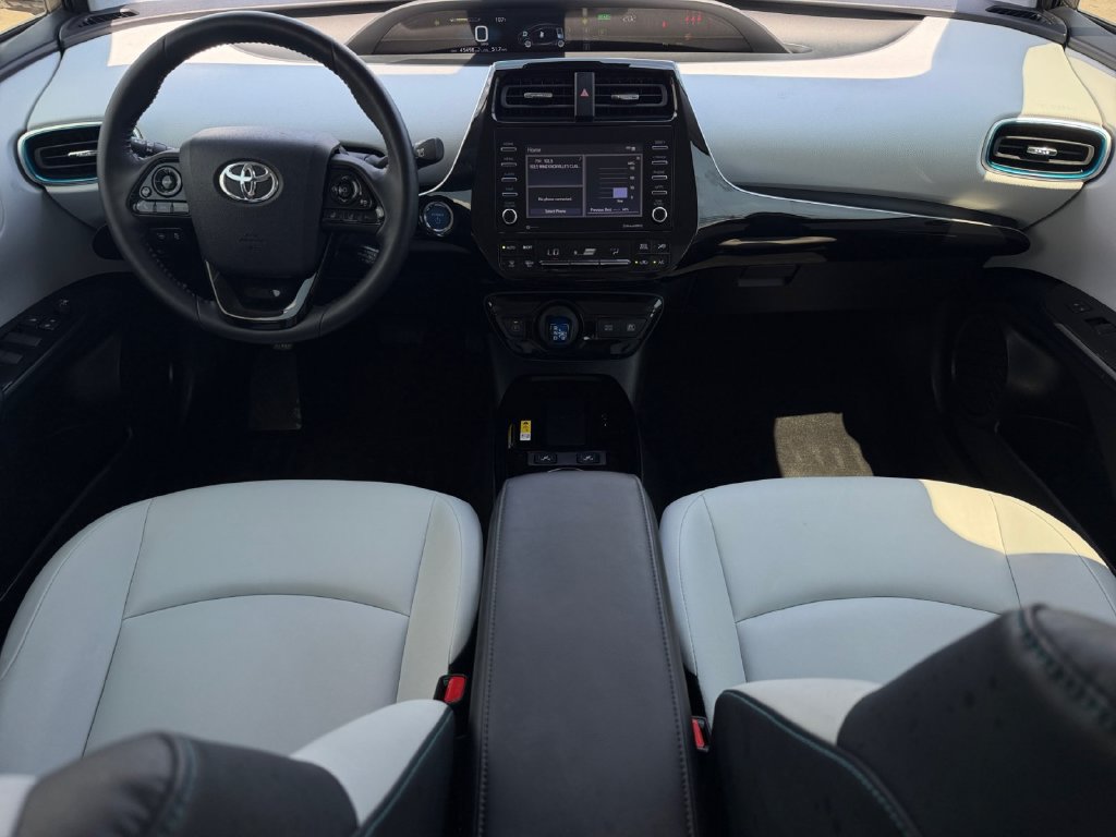 Used 2022 Toyota Prius XLE FWD image 16