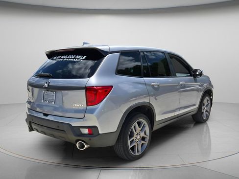 Used 2023 Honda Passport EX-L image 7