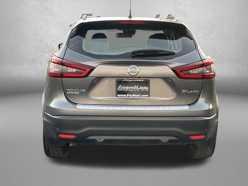 Used 2022 Nissan Rogue Sport SL w/ Premium Package image 6