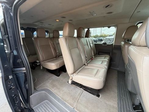 Used 2016 Nissan NV 3500 SL image 15