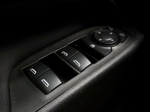 Used 2024 Chevrolet Equinox RS FWD image 26