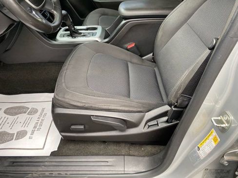 Used 2016 Chevrolet Colorado LT w/ LT Convenience Package image 10