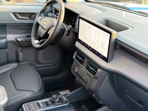 New 2026 Ford Maverick Lobo image 8