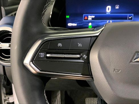Used 2024 Chevrolet Equinox EV LT FWD image 18