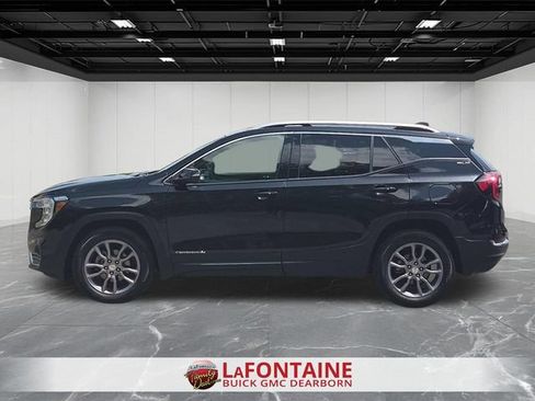 Used 2023 GMC Terrain SLT AWD/4WD image 2