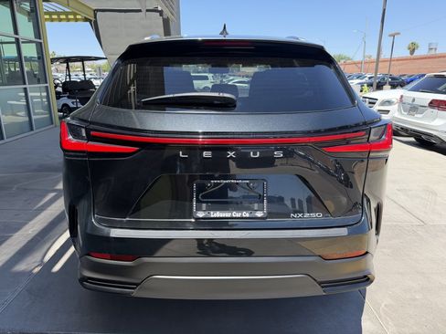 Used 2024 Lexus NX 250 FWD image 13