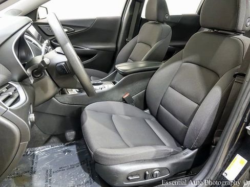 Certified 2023 Chevrolet Malibu LT image 9