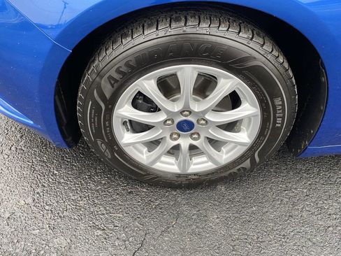 Used 2017 Ford Fusion S image 9