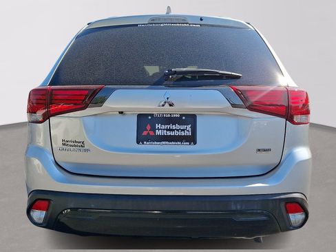 Used 2020 Mitsubishi Outlander LE FWD image 5