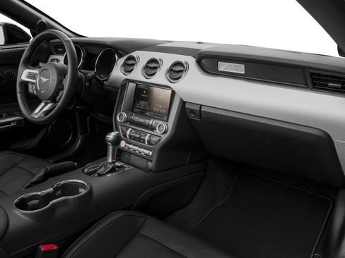 Used 2017 Ford Mustang GT Premium w/ GT Performance Package RWD image 19