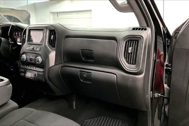 Used 2024 GMC Sierra 1500 Pro w/ Graphite Edition AWD/4WD image 19