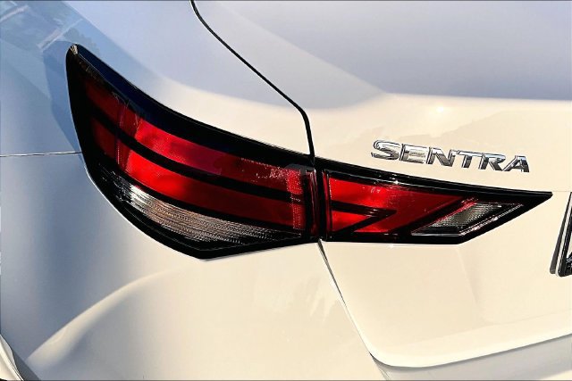 Used 2025 Nissan Sentra S FWD image 22