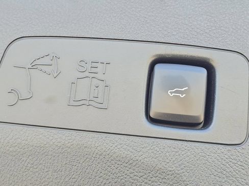 Used 2021 Lincoln Corsair AWD image 21