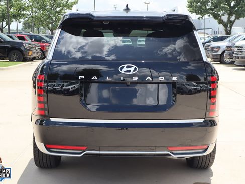 Used 2026 Hyundai Palisade Calligraphy FWD image 4