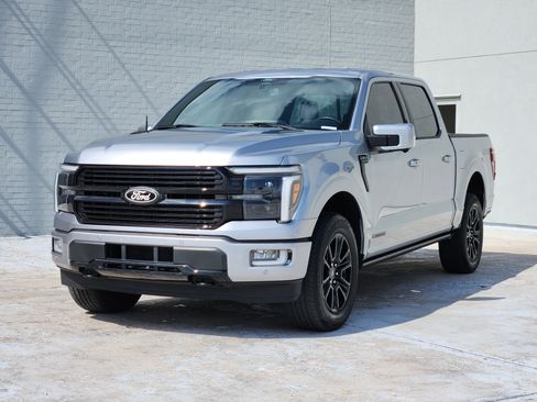 Used 2024 Ford F150 Platinum AWD/4WD image 4