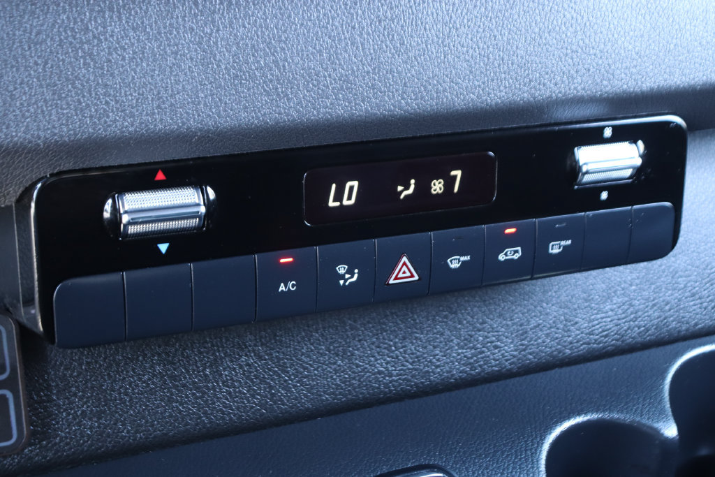 Used 2022 Mercedes-Benz Sprinter 2500 image 34
