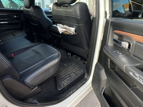 Used 2018 RAM 3500 Laramie image 22