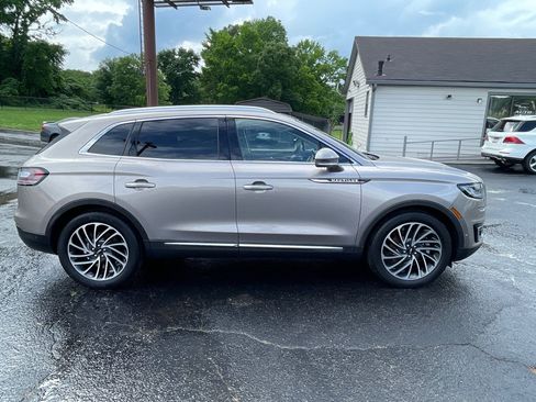 Used 2019 Lincoln Nautilus Reserve FWD image 7