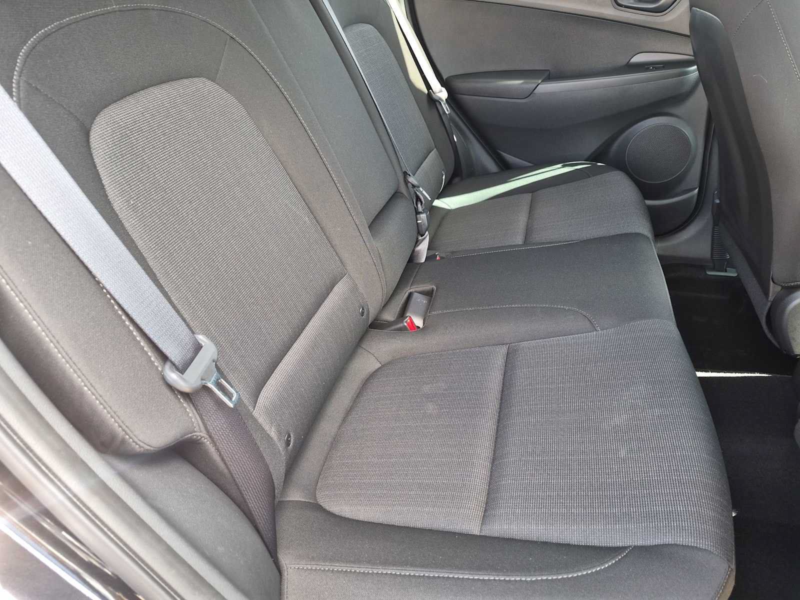 Certified 2022 Hyundai Kona SEL FWD image 19