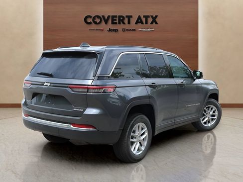 New 2026 Jeep Grand Cherokee Laredo RWD image 5