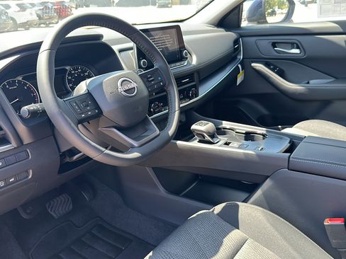 New 2026 Nissan Rogue SV image 9