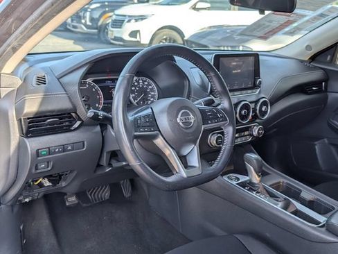 Used 2021 Nissan Sentra SV FWD image 4