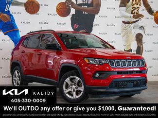 Used 2024 Jeep Compass Latitude w/ Sun and Sound Group AWD/4WD video 1