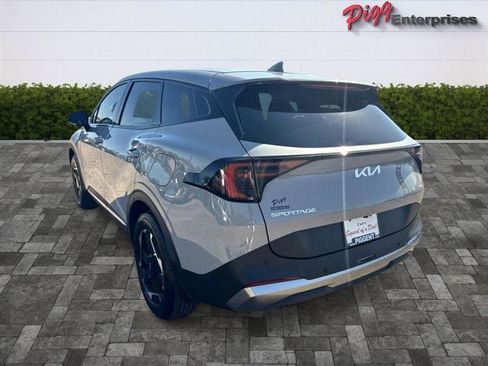 Used 2026 Kia Sportage S image 2