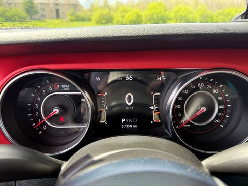 Used 2021 Jeep Wrangler Unlimited Rubicon w/ Dual Top Group image 7