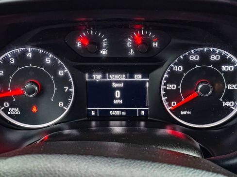 Used 2019 GMC Acadia SLE w/ LPO, Floor Liner Package image 23