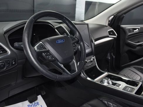 Used 2024 Ford Edge Titanium AWD/4WD image 17
