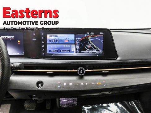 Used 2024 Nissan Ariya AWD image 11