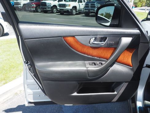 Used 2014 INFINITI QX70 AWD w/ Premium Package image 15