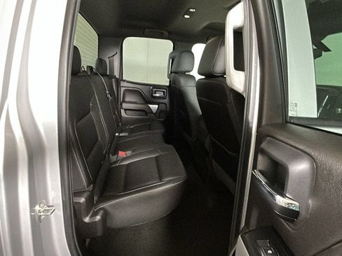 Used 2018 Chevrolet Silverado 1500 LT w/ Redline Edition AWD/4WD image 34