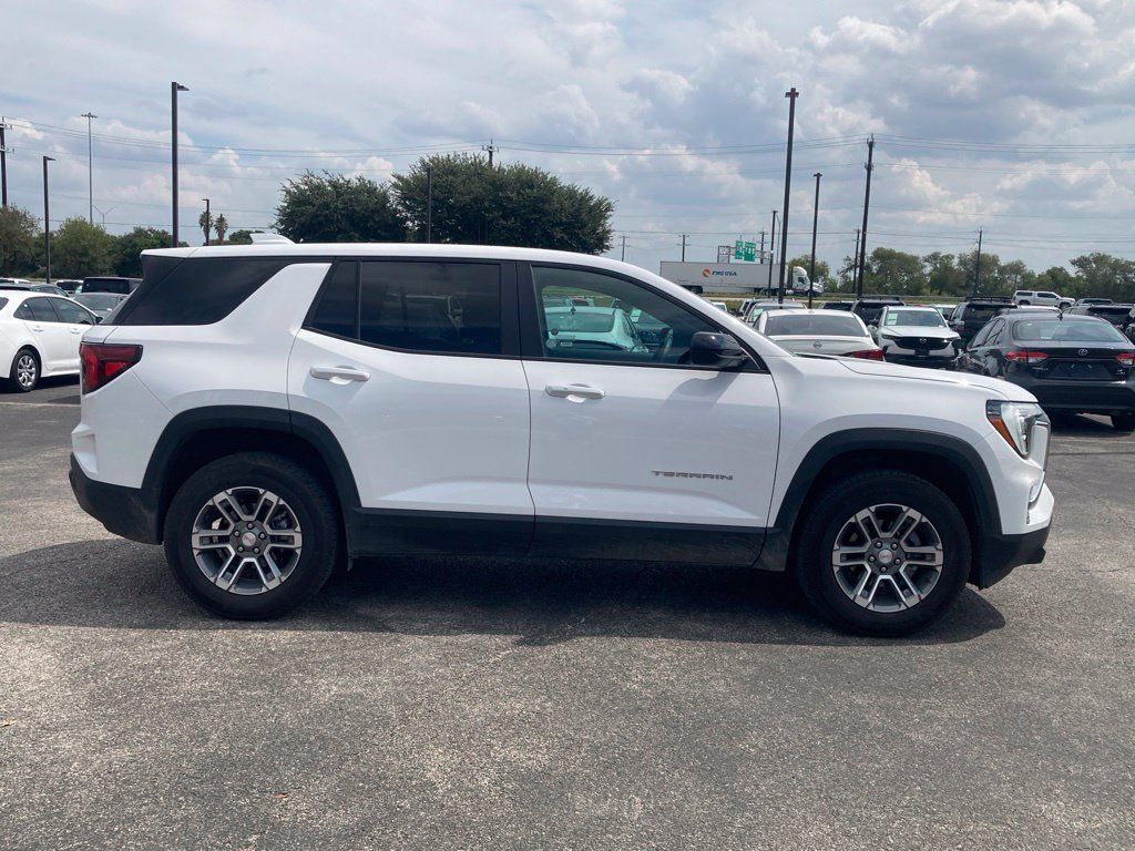Used 2026 GMC Terrain Elevation AWD/4WD image 4