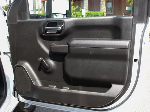 Used 2022 Chevrolet Silverado 3500 W/T image 35