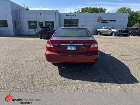 Used 2002 Toyota Camry XLE FWD image 5