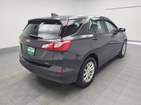 Used 2019 Chevrolet Equinox LS image 9