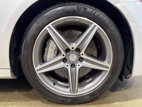 Used 2017 Mercedes-Benz E 400 4MATIC Wagon image 49