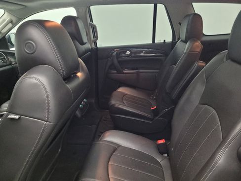 Used 2017 Buick Enclave Leather FWD image 18