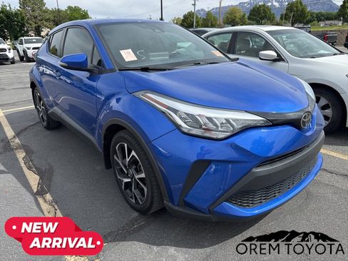 Used 2022 Toyota C-HR XLE FWD image 16