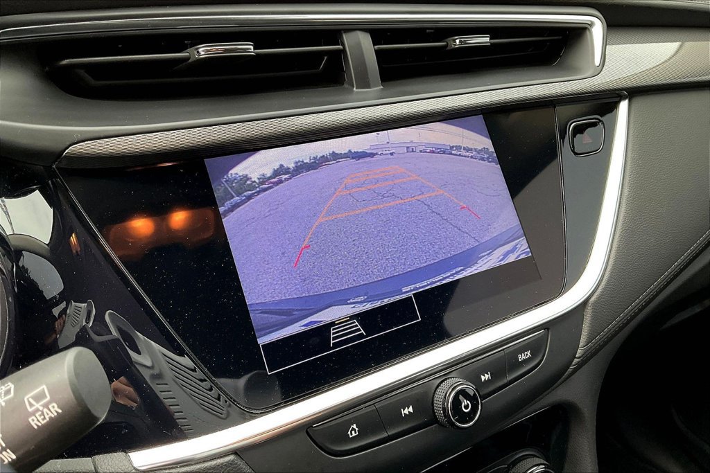 Used 2022 Buick Encore GX Select w/ Sport Touring Package FWD image 13