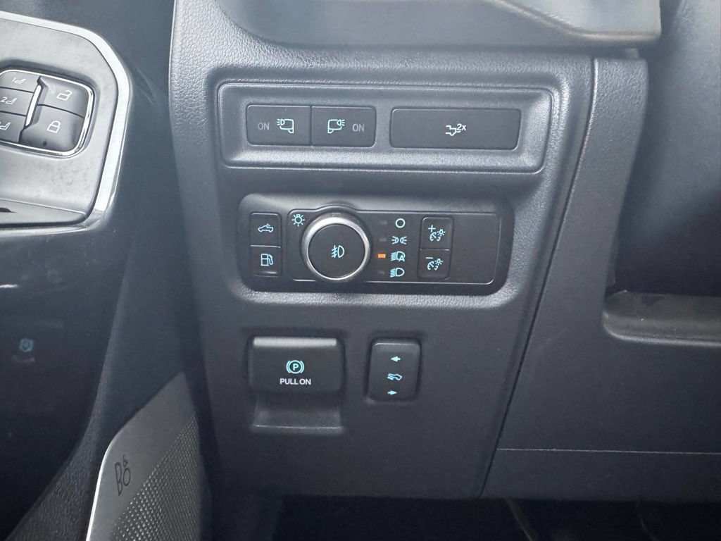 Used 2023 Ford F150 Lariat w/ Equipment Group 502A High AWD/4WD image 24